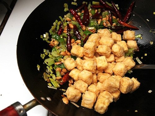 20140220-kung-pao-tofu-recipe-vegan-3.jpg